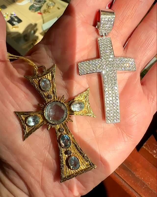 With Easter around the corner, we're giving you a sneak peek of our beautiful cross collection. Two very different pieces from different eras, both stunningly gorgeous. 

Metro Broker Jewelers - Find A Treasure, Save A Fortune 💎
Stop in today or call us for pricing and availability📱
410-653-5880

#cross #crossjewelry #religiousjewelry #religiouspendant #gold #oldgold #antiquejewelry #vintagejewelry #estatejewelry #estatejewelryforsale #diamondrings #engagementrings #naturaldiamonds #labgrowndiamonds #baltimorejeweler #jewelryrepair #jewelrydesign #metrobrokerjewelers #metrobroker #metrobrokerltd #mbj #pikesville #reisterstown #owingsmills #maryland