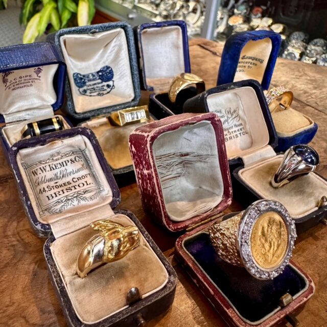 Our selection of gentlemen's rings is hands down one of the best around. From old to new, signets to diamonds, one of a kind to striking gemstones... we have it all. Come visit us to have a close look at our extensive collection. 

Metro Broker Jewelers - Find A Treasure, Save A Fortune 💎
Stop in today or call us for pricing and availability📱
410-653-5880

#mensrings #gentsrings #mensjewelry #signetrings #gold #oldgold #antiquejewelry #vintagejewelry #estatejewelry #estatejewelryforsale #diamondrings #engagementrings #naturaldiamonds #labgrowndiamonds #baltimorejeweler #jewelryrepair #jewelrydesign #metrobrokerjewelers #metrobroker #metrobrokerltd #mbj #pikesville #reisterstown #owingsmills #maryland
