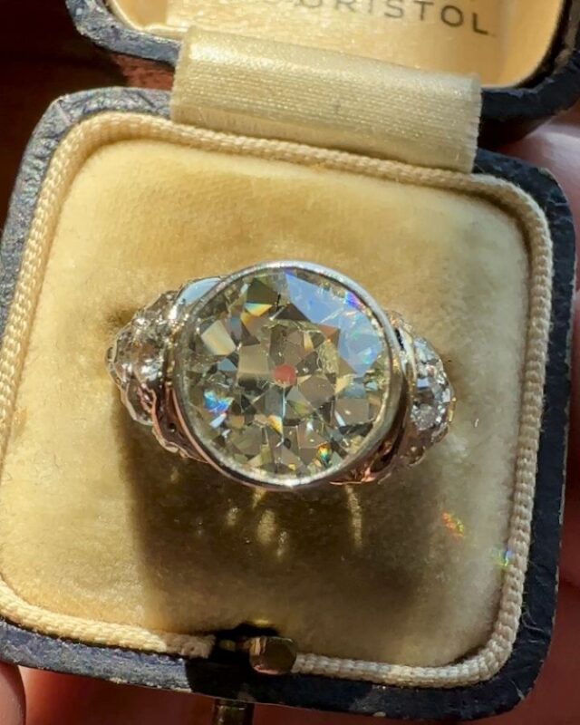 Can you even imagine waking up to this antique diamond ring on your hand every morning 🤩 A 3.46ct old cut diamond, J/VS2-SI1, set in a custom diamond bezel and displayed flawlessly in an antique setting comprised of approximately 1.75cts of diamonds. We really can't wait to see who will be the fortunate keeper of this exquisite piece's next chapter in history. Available now at Metro Broker Jewelers. 
Metro Broker Jewelers - Find A Treasure, Save A Fortune 💎
Stop in today or call us for pricing and availability 📱
410-653-5880
#customjewelry #antiquejewelry #vintagejewelry #estatejewelry #estatejewelryforsale #diamondrings #engagementrings #naturaldiamonds #labgrowndiamonds #baltimorejeweler #jewelryrepair #jewelrydesign #metrobrokerjewelers #metrobroker #metrobrokerltd #mbj #pikesville #reisterstown