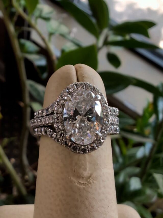 Will you be mine?

Our newest obsession- a stunning diamond ring set featuring a 1.72ct E color flawless natural oval center. This remarkable stone comes with a GIA report. Swipe to see this beauty with and without the accompanying ring jacket. Available now at $22,500. 

Metro Broker Jewelers - Find A Treasure, Save A Fortune 💎
Stop in today or call us for pricing and availability 📱
410-653-5880

#customjewelry #antiquejewelry #vintagejewelry #estatejewelry #estatejewelryforsale #diamondrings #engagementrings #naturaldiamonds #labgrowndiamonds #baltimorejeweler #jewelryrepair #jewelrydesign #metrobrokerjewelers #metrobroker #metrobrokerltd #mbj #pikesville #reisterstown #diamondsareforever
#diamondsareagirlsbestfriend